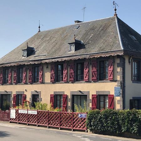 A L'Aube Des Volcans Charbonnieres-les-Vieilles Exterior photo