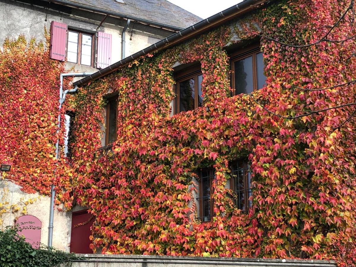 A L'Aube Des Volcans Charbonnieres-les-Vieilles Exterior photo