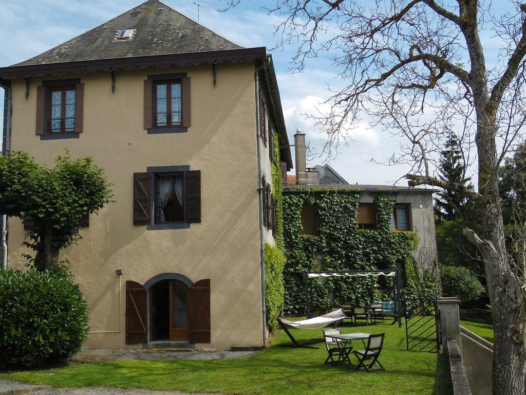 A L'Aube Des Volcans Charbonnieres-les-Vieilles Room photo